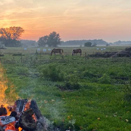 Kleine Auszeit Lägenhet Kluis Exteriör bild